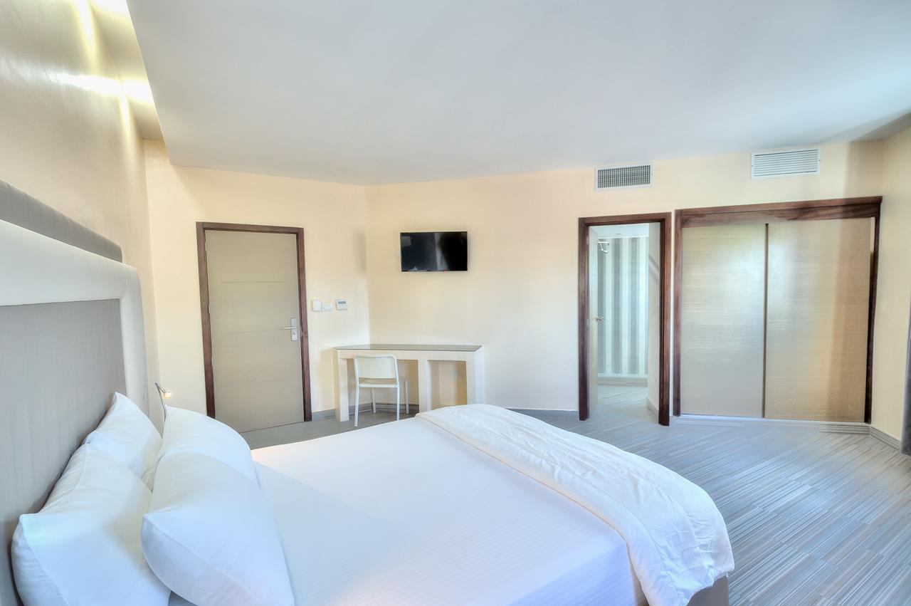 Alkquimia Hotel, Lounge And Bar Bayahibe Buitenkant foto