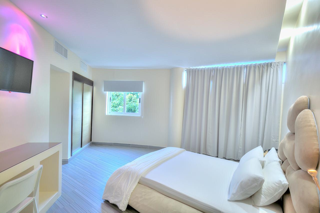 Alkquimia Hotel, Lounge And Bar Bayahibe Buitenkant foto