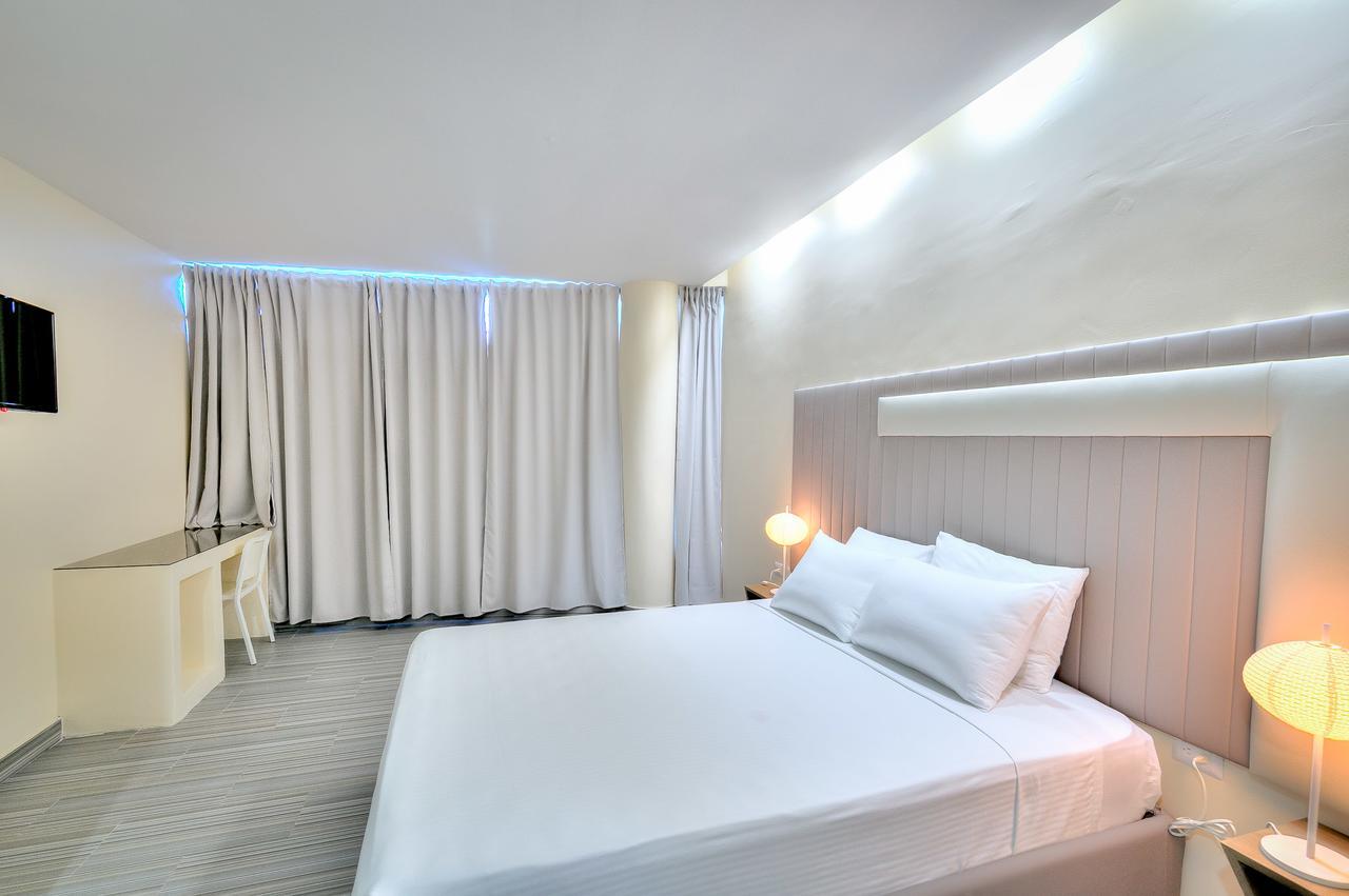 Alkquimia Hotel, Lounge And Bar Bayahibe Buitenkant foto