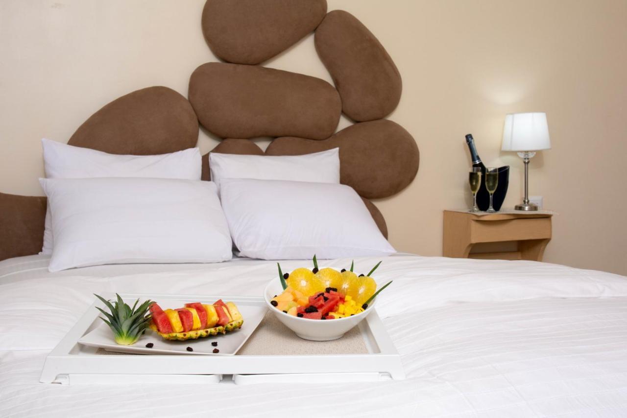 Alkquimia Hotel, Lounge And Bar Bayahibe Buitenkant foto